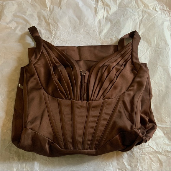 HOUSE OF CB 'Faye' Chocolate Satin Pleated Midi Dress - Picture 5 of 10